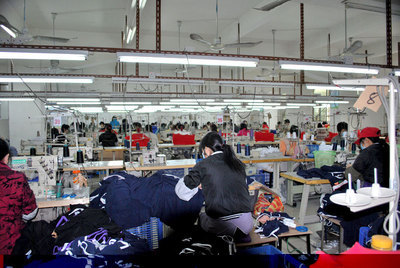 服装加工-来样加工来样打版十年工厂质量为先淘工厂-服装加工尽在阿里巴巴-深圳市依.
